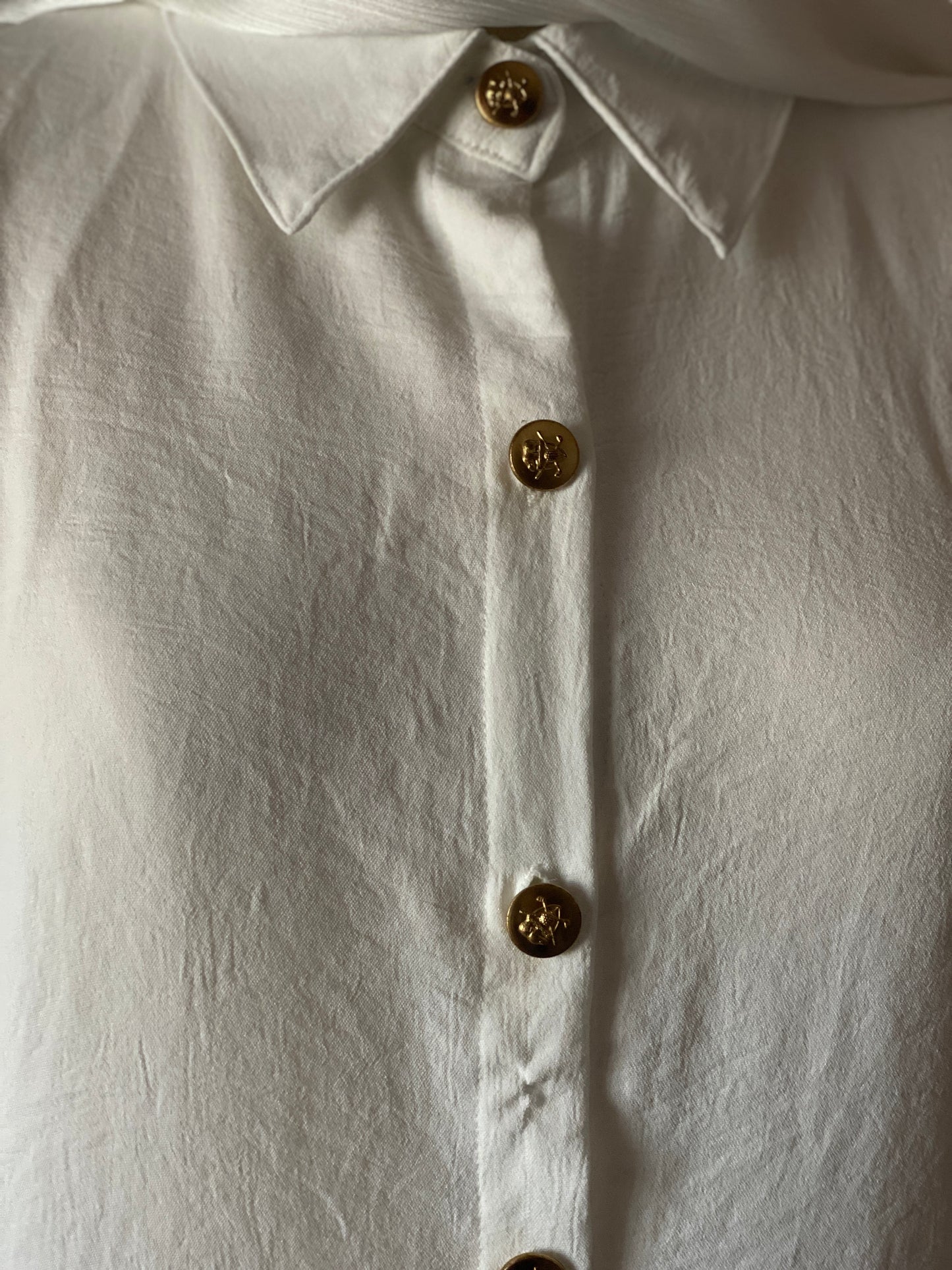Pearl White Chic Basic