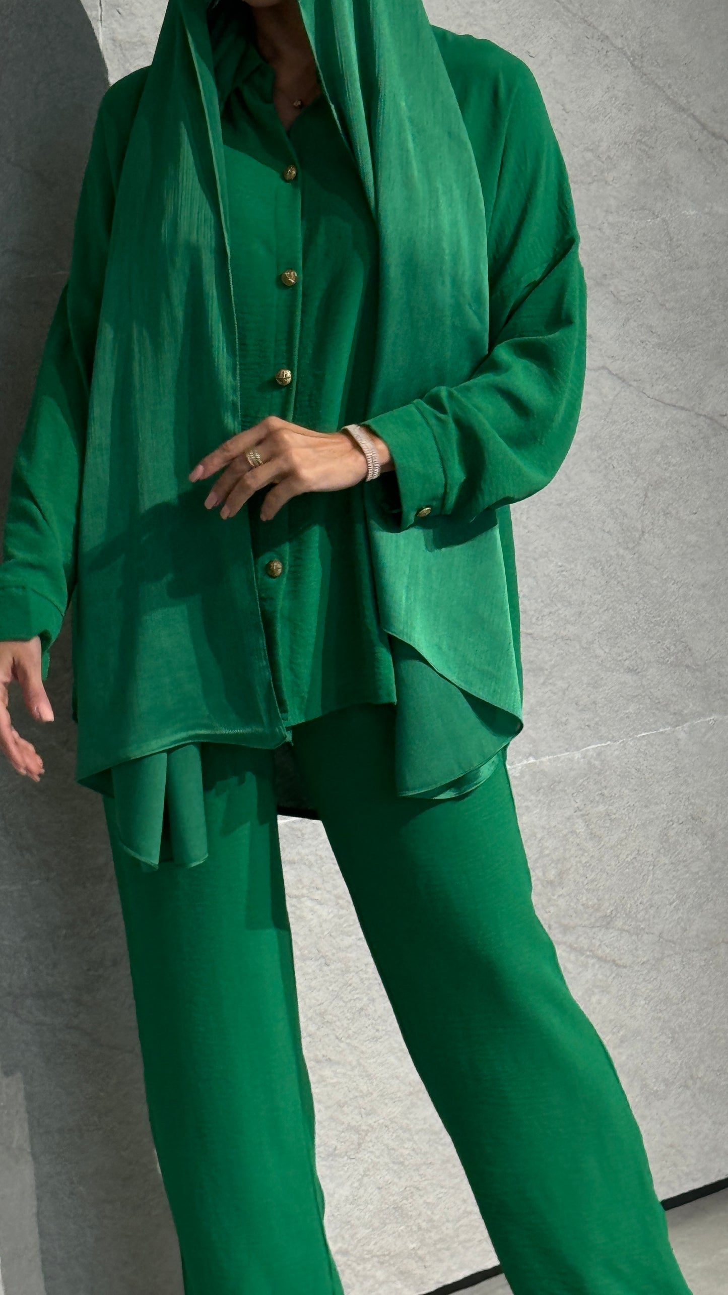 Emerald Green Chic Basic