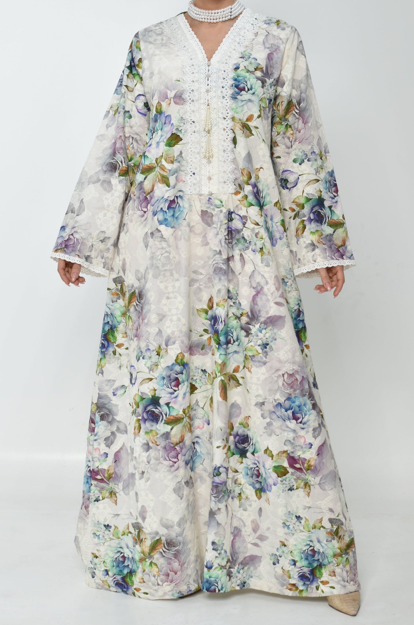 Floral Embroidered Jalabiya
