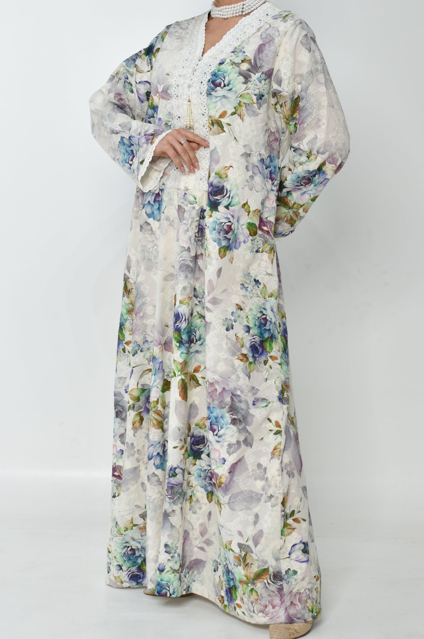 Floral Embroidered Jalabiya