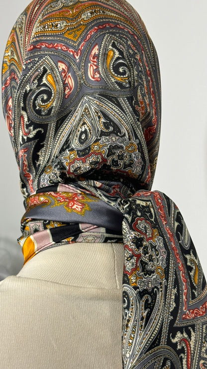 Noor Kashmiri Paisley Hijab Gift Set